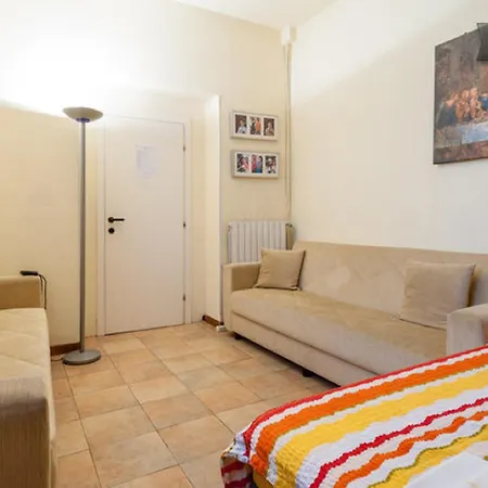 House Ospedale 2 Frühstückspension *